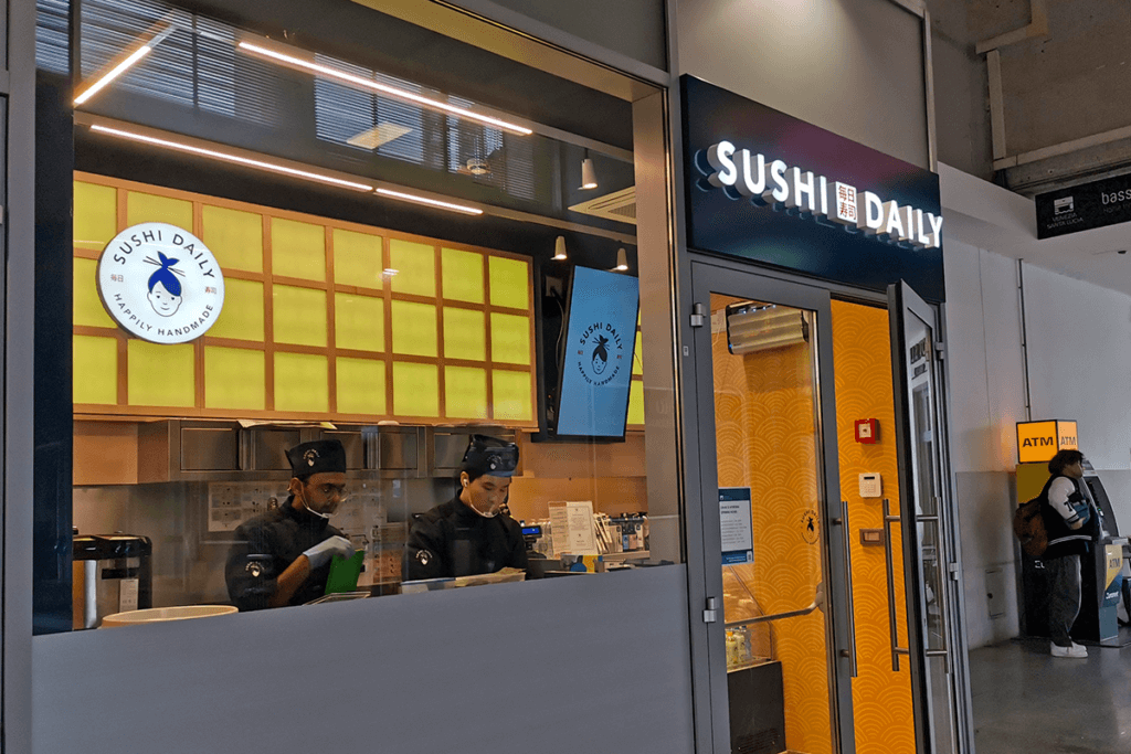 チェーン店SUSHI DAILYがエキナカに