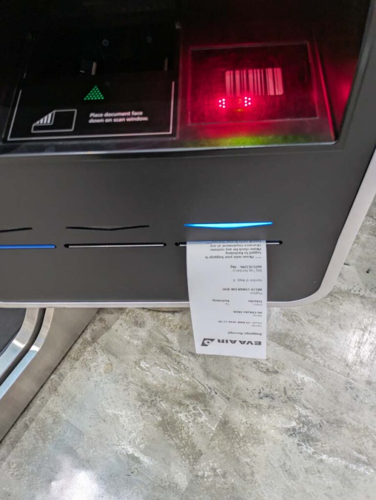 引換証を受け取るⒸPen＆Voyage