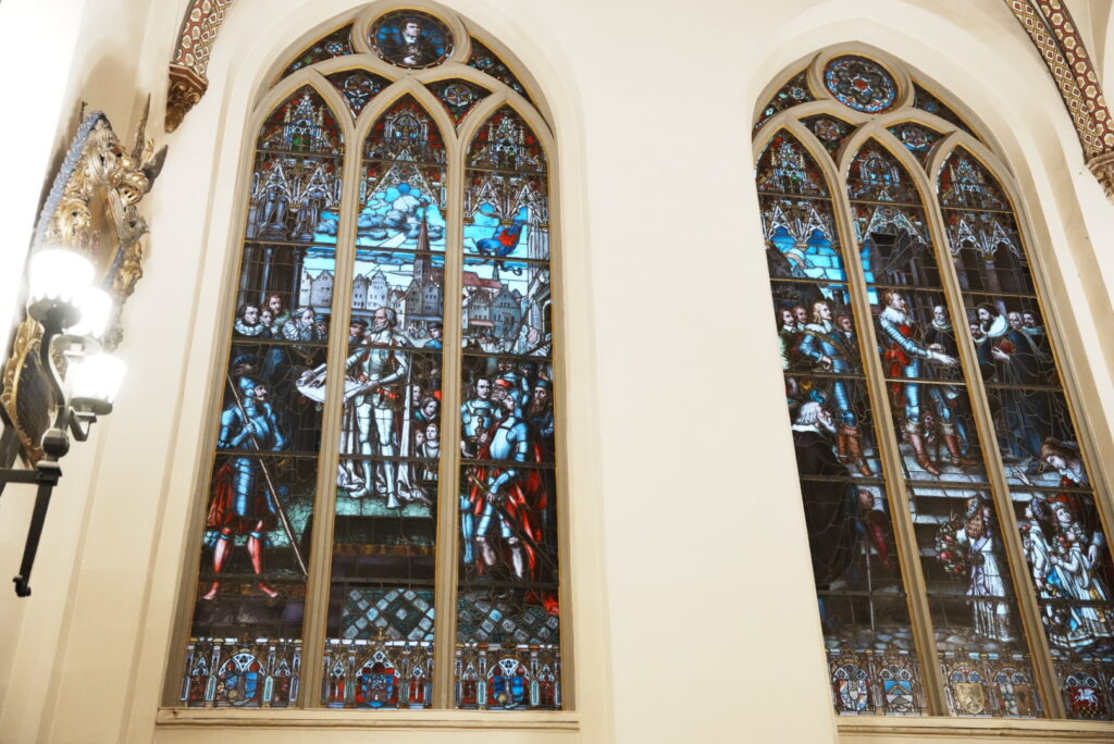 色鮮やかなステンドグラス@Pen&Voyage