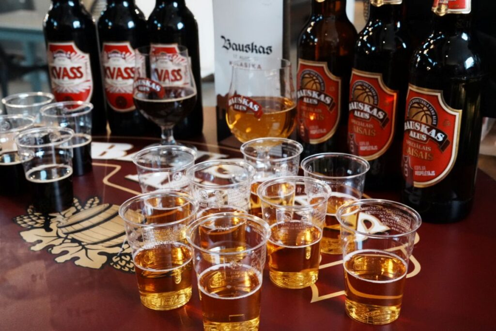 ビールとクワスはセットで試飲＠Pen＆Voyage