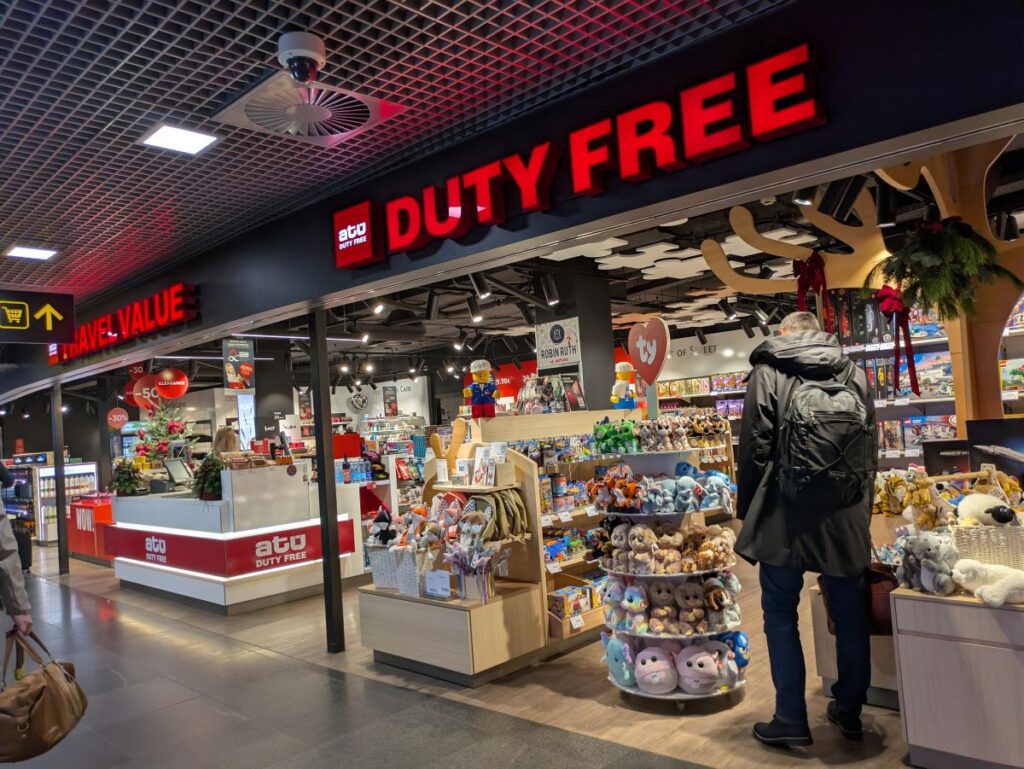 免税店も充実＠Pen＆Voyage