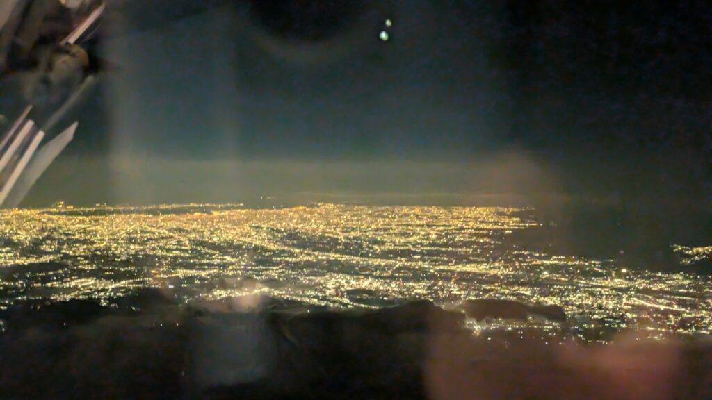 ずっと夜景が続く@Pen&Voyage