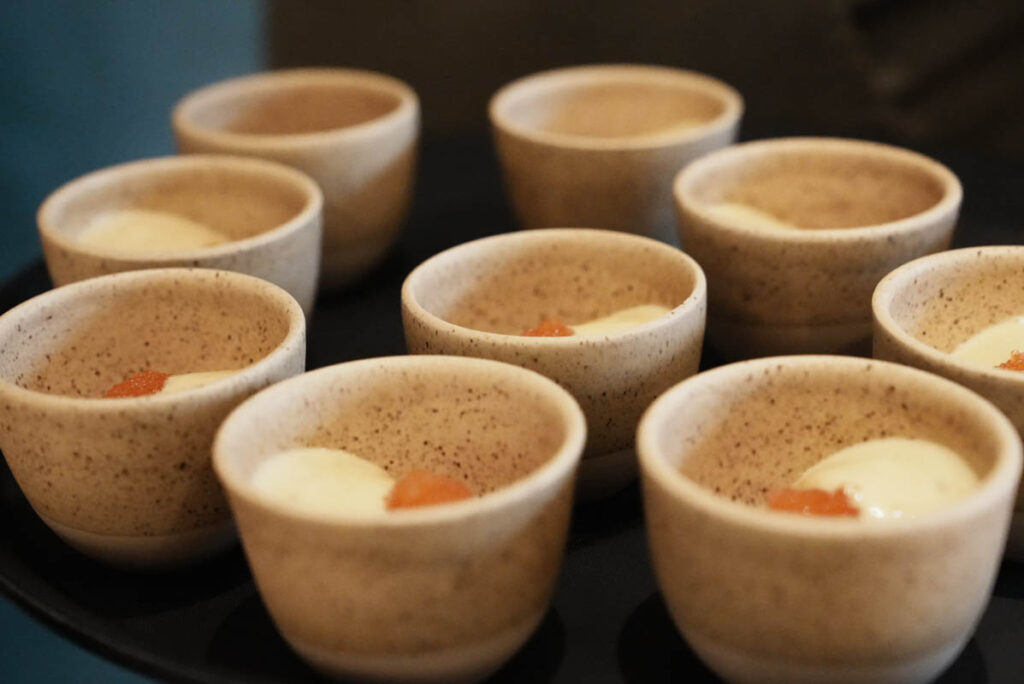 低温調理した「放し飼い鶏(ハッピーチキン)」の卵(Slow-cooked “happy chicken” egg)@Pen&Voyage