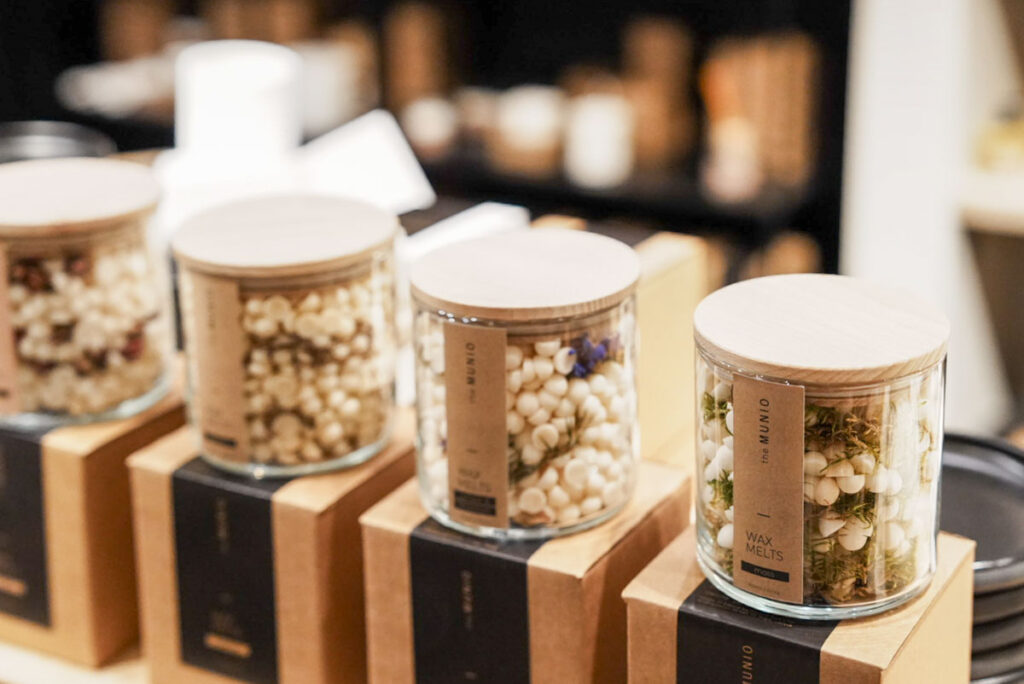 火をともさず楽しむガラス容器入りのワックスメルトⒸPen＆Voyage