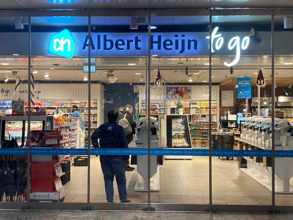 アルバート・ハインの小規模店[to go]ⒸPen＆Voyage