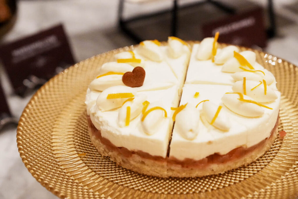 チーズケーキもⒸPen＆Voyage