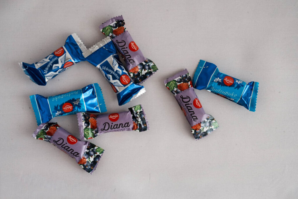 ラトビアを代表するチョコレートブランドLaimaの一口チョコⒸPen＆Voyage
