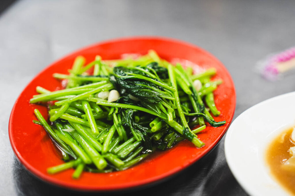 シンプルにおいしい青菜炒めⒸPen&Voyage