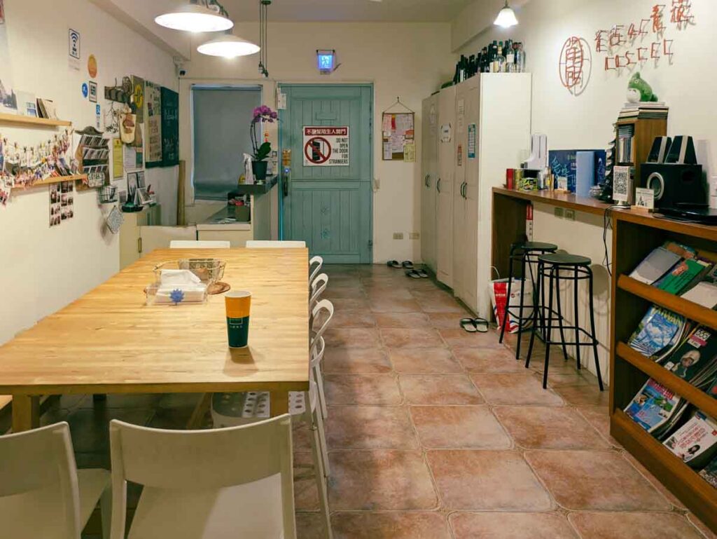 リビングの窓が小さいのは残念ⒸPen＆Voyage