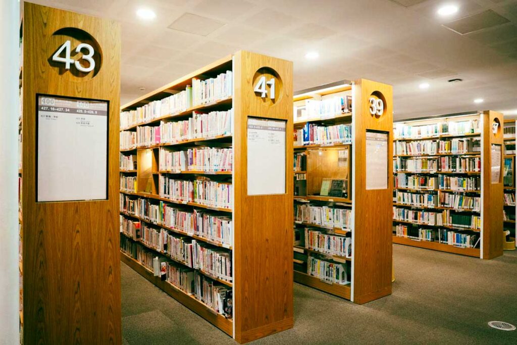 100万冊以上を所蔵ⒸPen&Voyage