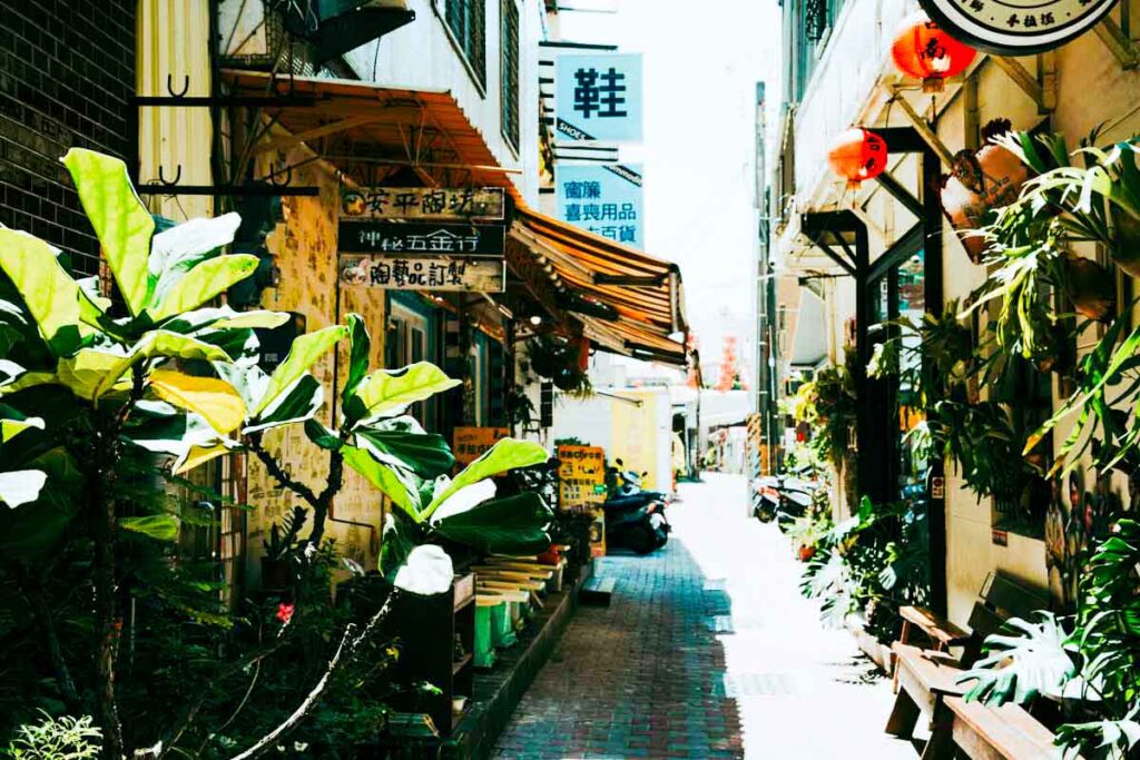 小道も味わい深いⒸPen＆Voyage