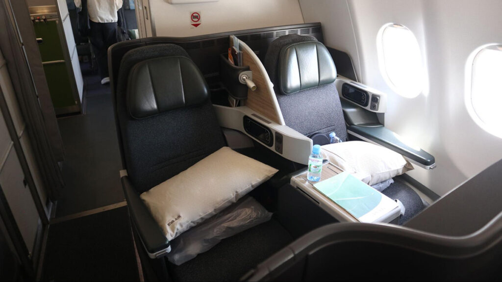 エアバスA330のプレミアム・ローレスクラスの座席©Pen＆Voyage