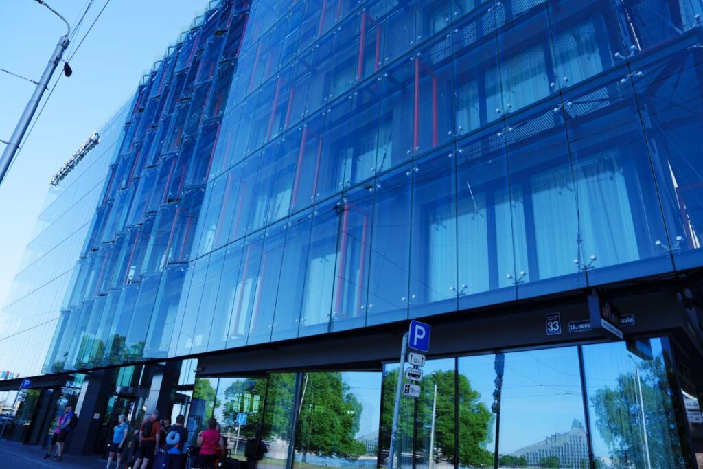 ガラス張りのWellton RiversideⒸPen＆Voyage