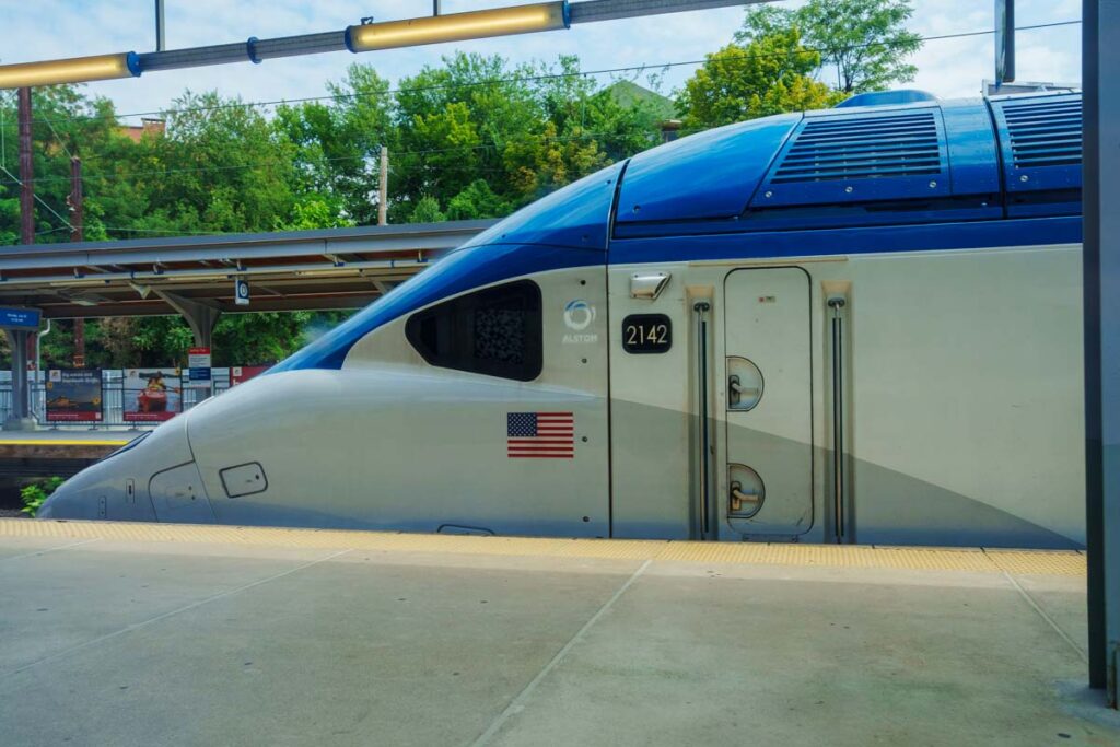 ワシントンD.C.方面の列車ⒸPen&Voyage