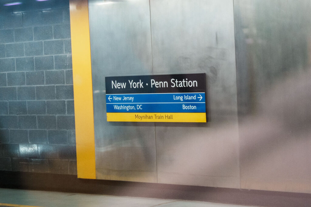 ニューヨーク・ペン駅に到着ⒸPen&Voyage